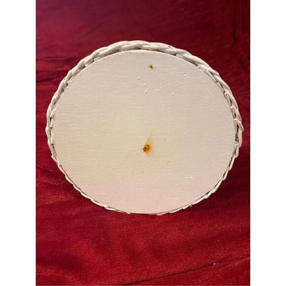 Vintage White Wicker Rattan 3 Towel Stand Holder - Picture 5 of 5